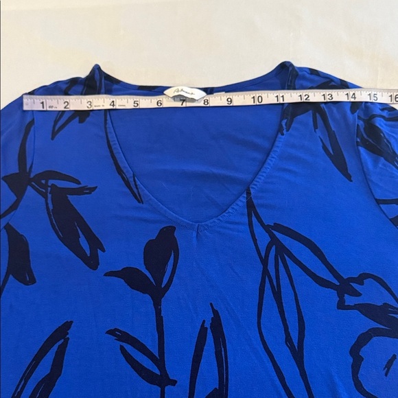 Reitman's Blue V-Neck Tunic, Black Leaf Print, Asymmetrical Hem Women's Sz XXL - Picture 7 of 11